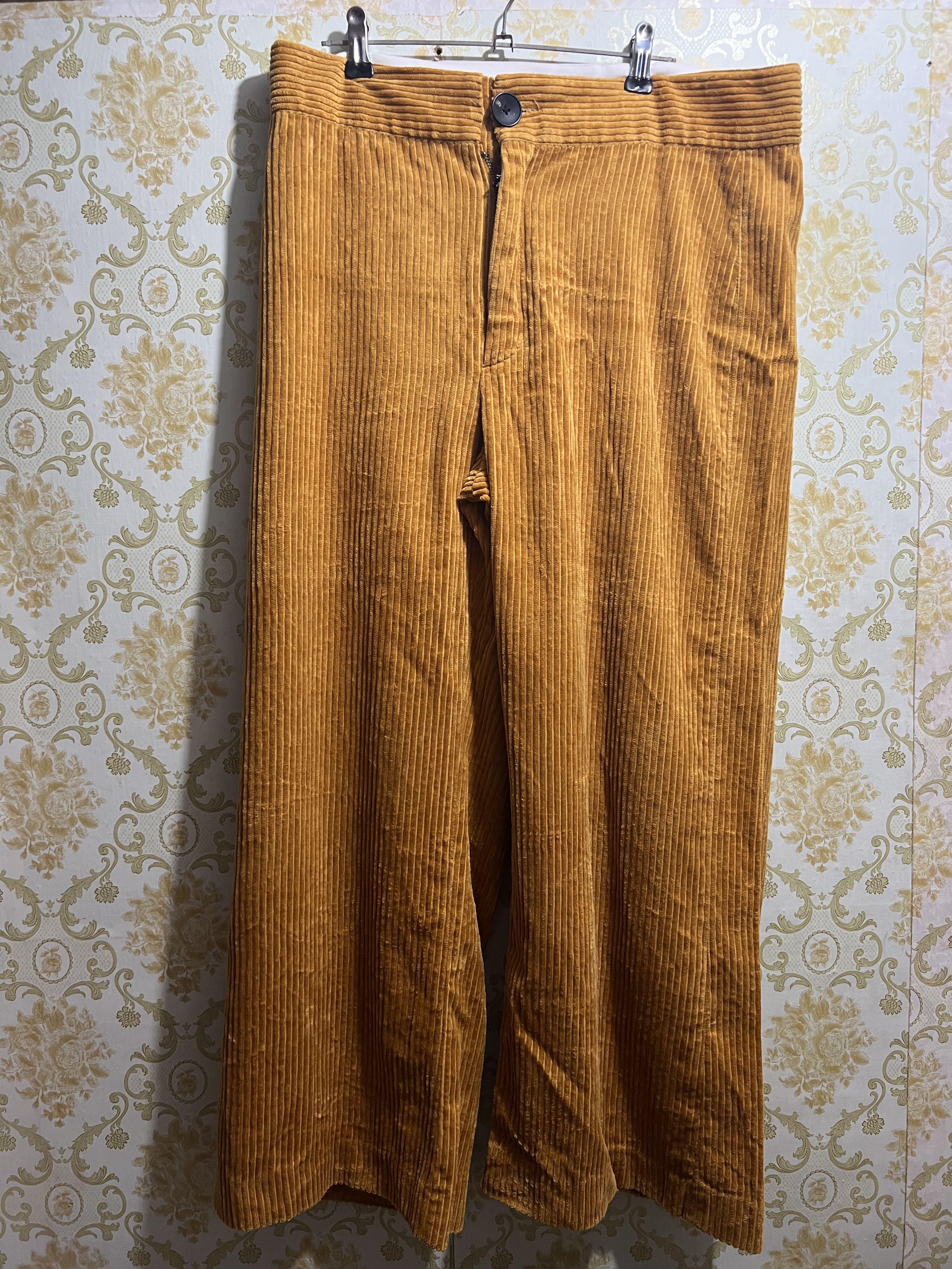 AUTHENTIC ZARA CORDUROY PANTS (Category: Other Bottoms) located in Manila. Submitted by offbeyondph (Listing ID 1171455076, Image 1). Description: .