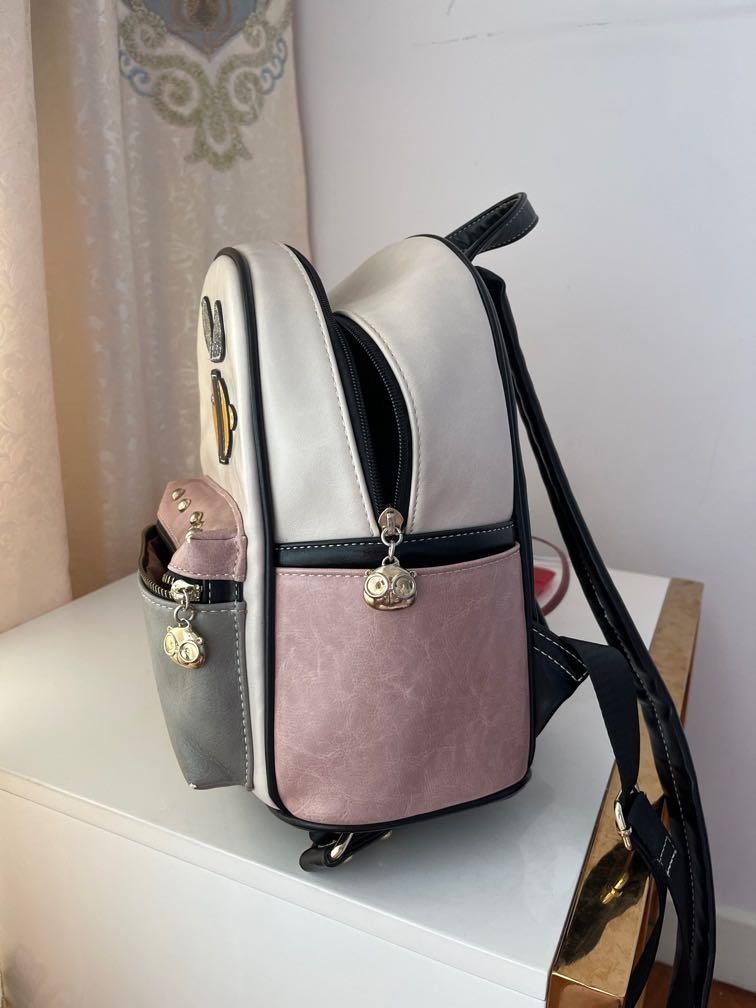 Backpack (Category: Backpacks) located in Singapore. Submitted by gil0123 (Listing ID 1171504673, Image 4). Description: .