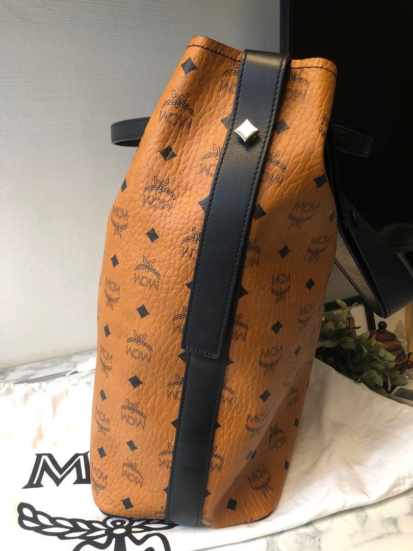 BNWT MCM Large Gunta Shopper tote
