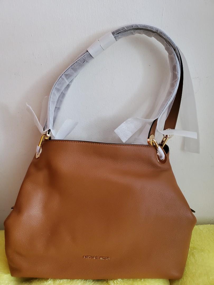 Raven shoulder bag outlet michael kors