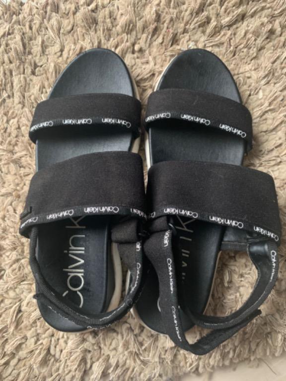 Calvin Klein Uno flat sandal
