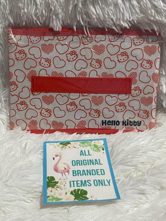 DAISO JAPAN Sanrio Hello Kitty Collapsible Storage Container (Category: Storage Boxes & Baskets) located in Pasig City. Submitted by love11shop2020 (Listing ID 1171585582, Image 3). Description: DAISO JAPAN Sanrio Hello Kitty Collapsible Storage Container Like and Follow New Items and Updates FB Page CLj Selling Baking/Cooking Needs FB Page SB 2020 Collectibles FB Page Group paSHOPmanila paSHOP/pasaBUY/looking for stores manila All Original Brand