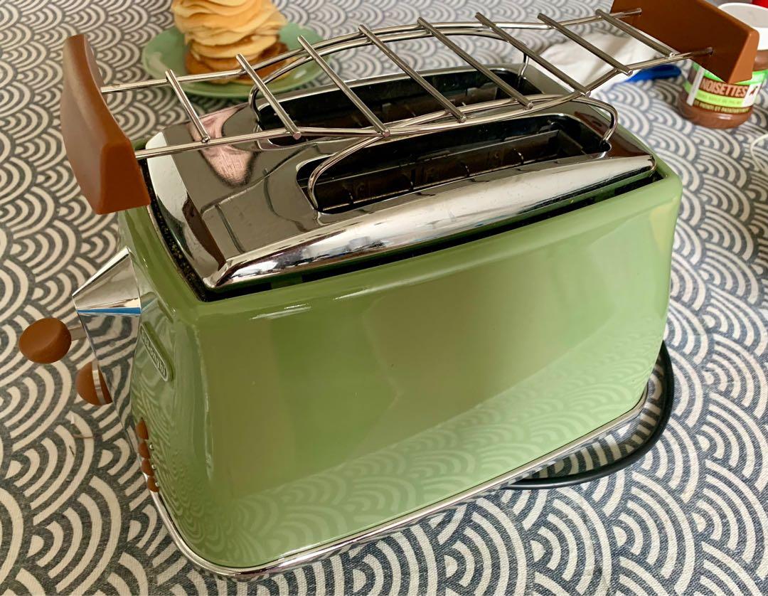 DeLonghi 2SLICE toaster, TV & Home Appliances, Kitchen Appliances