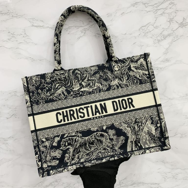 Dior Book Tote Ecru and Blue Dior Oblique Embroidery Bag, Luxury, Bags &  Wallets on Carousell