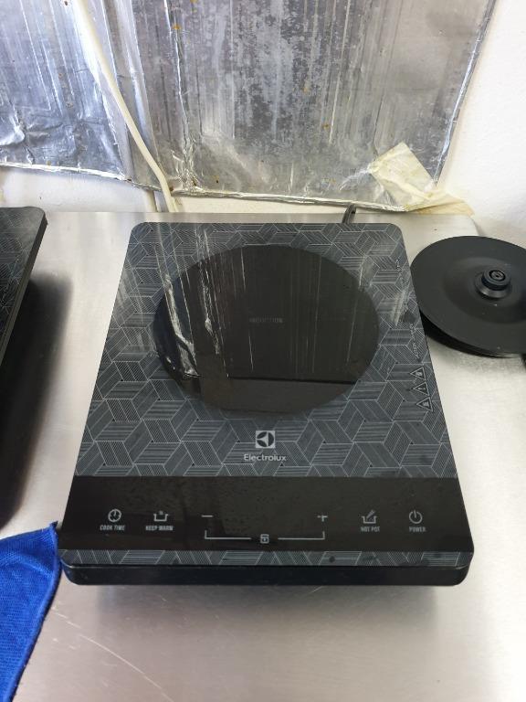 Electrolux Table Top Induction Cooker, TV & Home Appliances, Kitchen