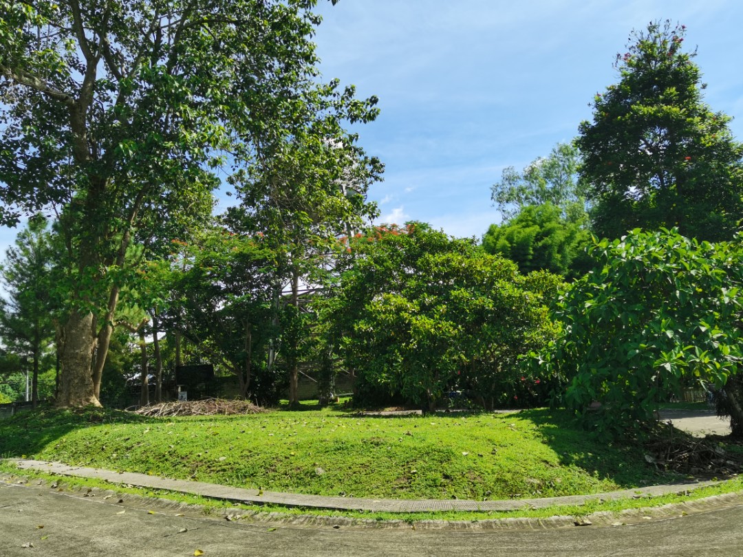 CLUB Lot for Sale, Property, For Sale, House & Lot on Carousell