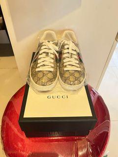 Gucci beli di Singapore