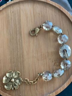(Category: ) located in . Submitted by lesboutique (Listing ID 1171523926, Image 1). Description: .