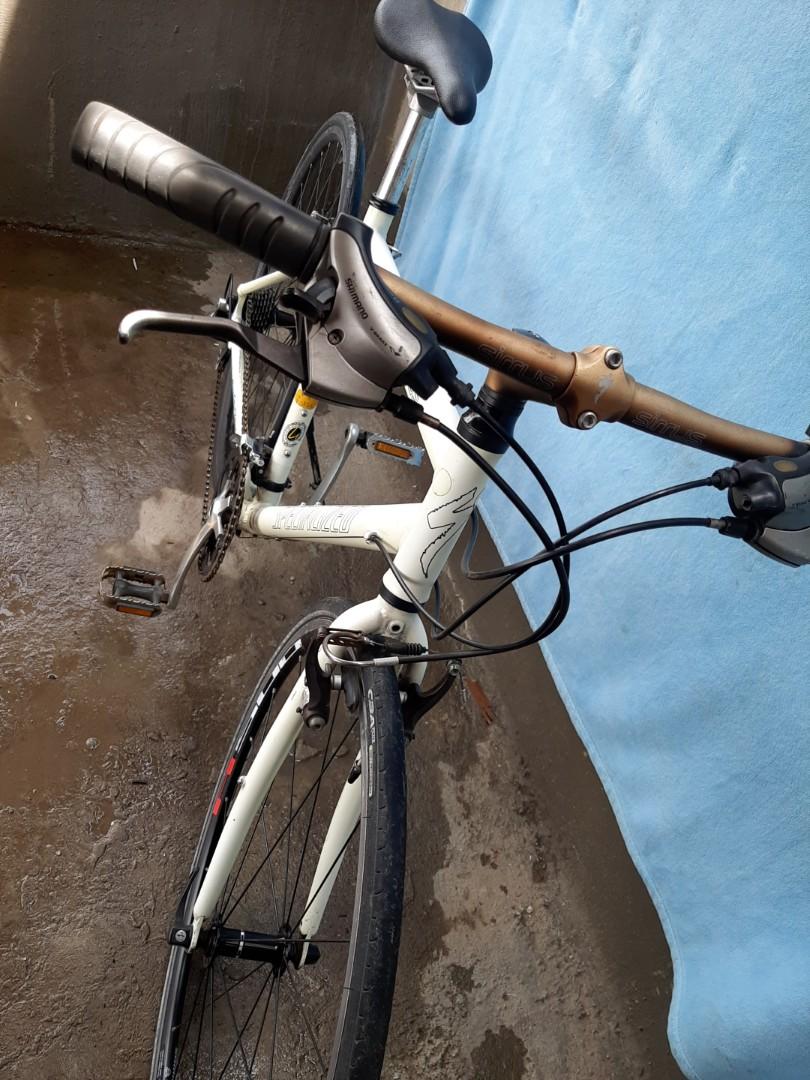 specialized sport hybrid