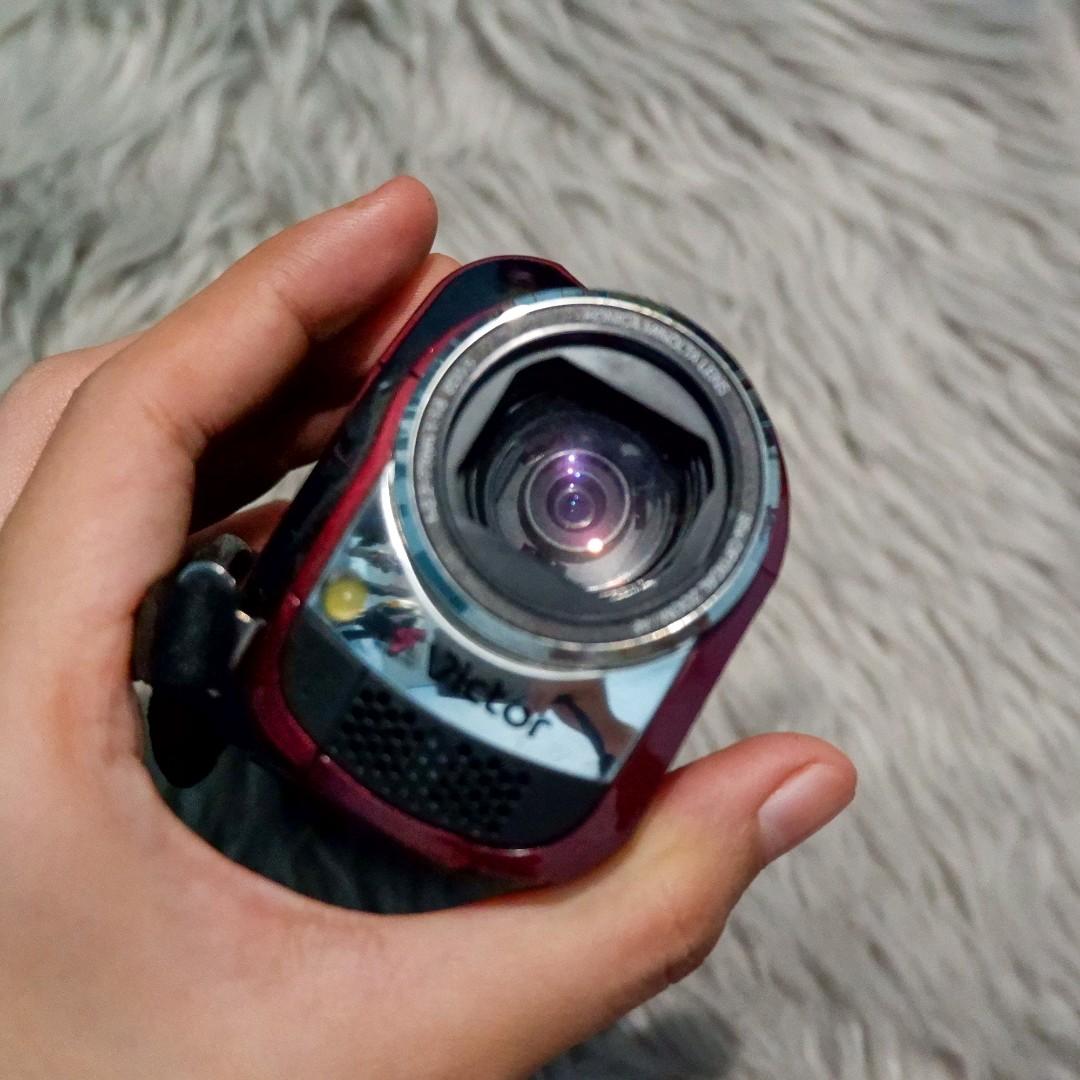 JVC GZMG261 Everio Hybrid Camcorder (Red), Photography, Cameras on