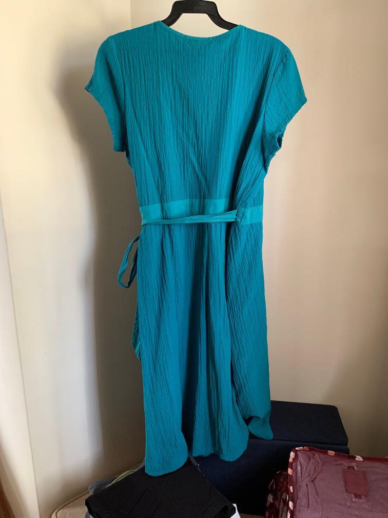 Kathmandu discount wrap dress