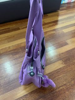 (Category: ) located in . Submitted by sweeleeliew.1 (Listing ID 1171542797, Image 1). Description: .