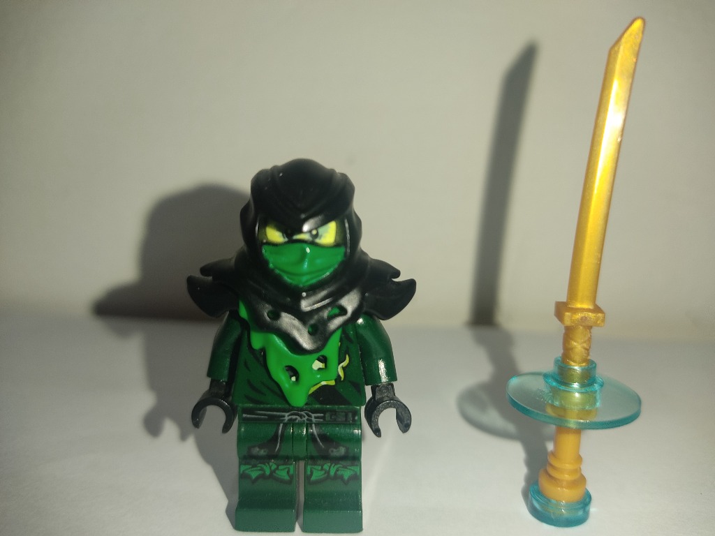 Lego Ninjago POSSESSION 2015 NJO154 Lloyd Possessed Minifigure