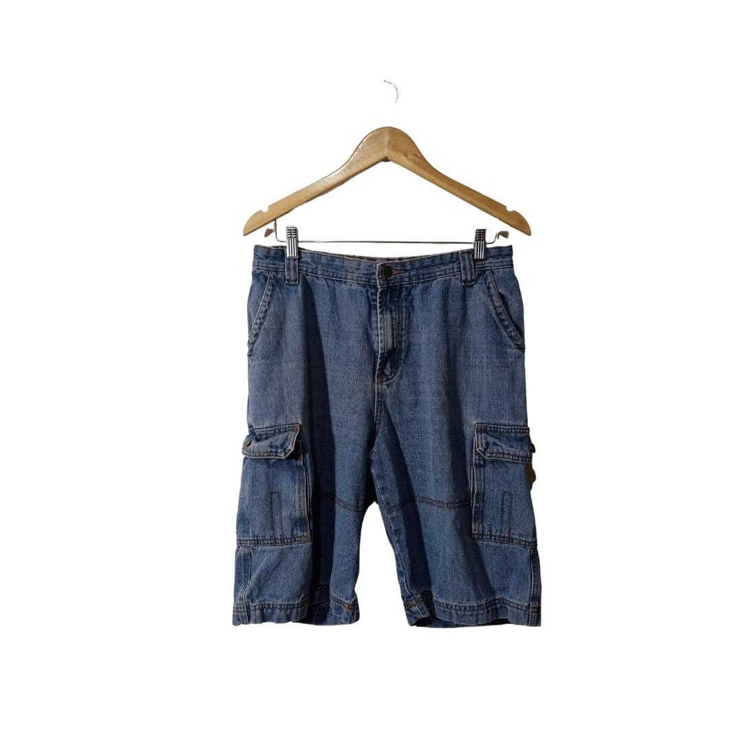 lineair Benadrukken span Levi's 501 Denim Cargo Shorts (Blue) - 32 W 23 L, Men's Fashion, Bottoms,  Shorts on Carousell