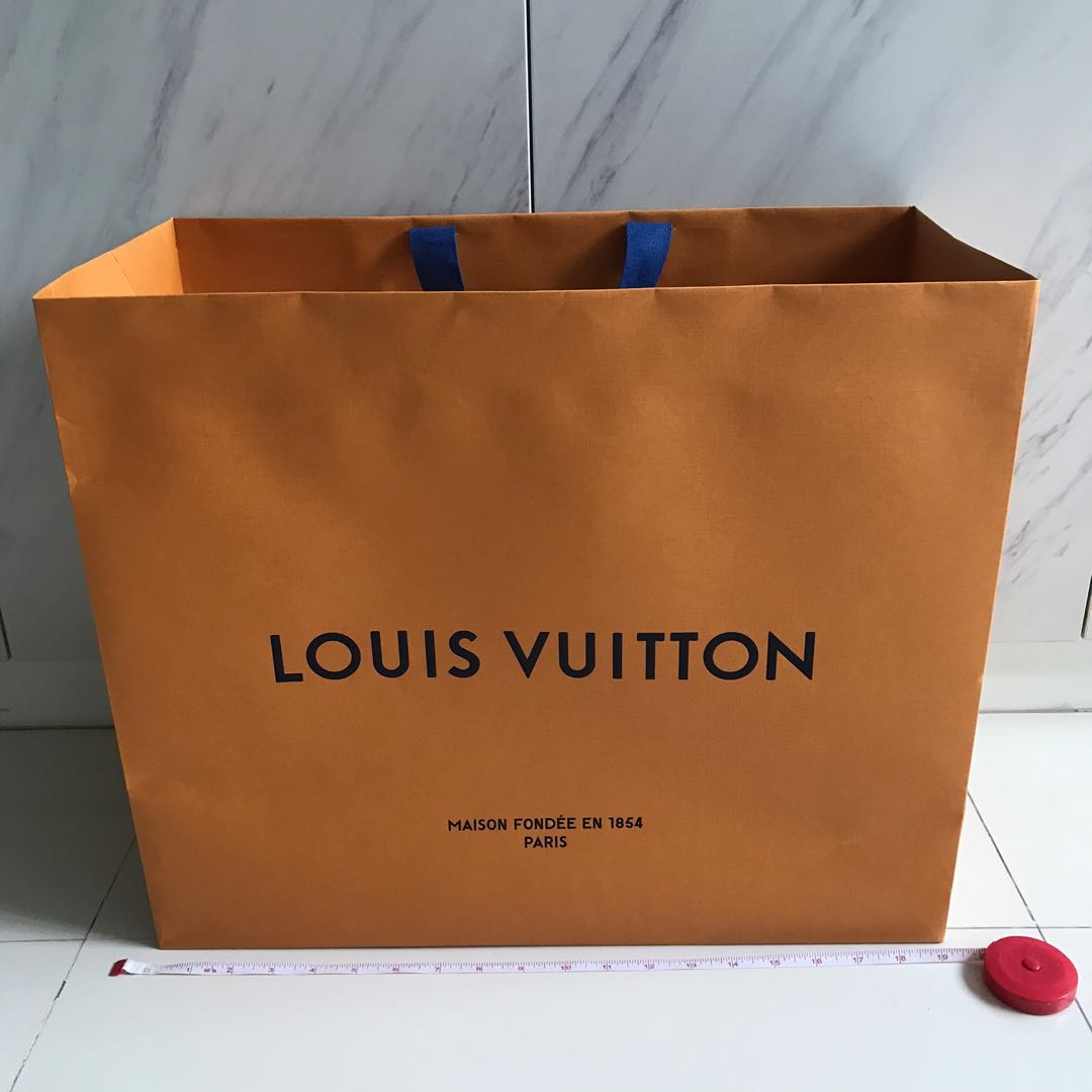 Louis Vuitton large Paper Bag, Hobbies & Toys, Stationery & Craft, Other  Stationery & Craft on Carousell