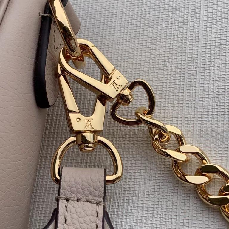 Louis Vuitton lock me tender bag preorder japan 🇯🇵, Luxury, Bags &  Wallets on Carousell