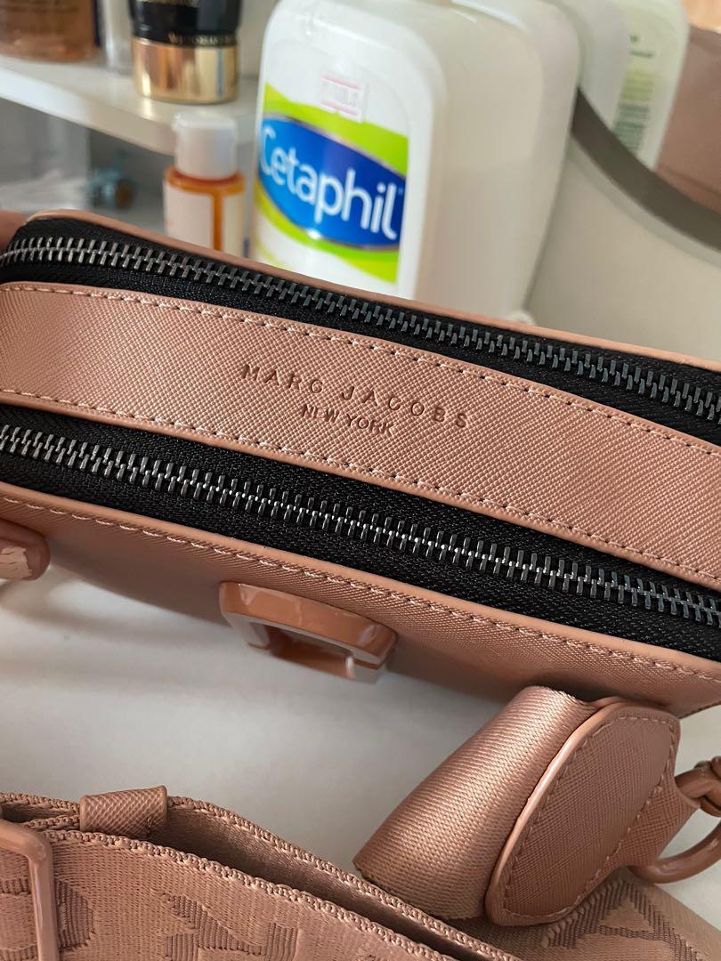 marc jacobs snapshots DTM matte rose (rare), Luxury, Bags & Wallets on  Carousell