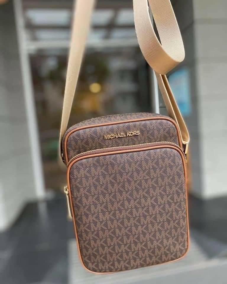 Michael Kors Jet Set Travel Dome Crossbody Bag Medium PVC Logo Signature  Brown