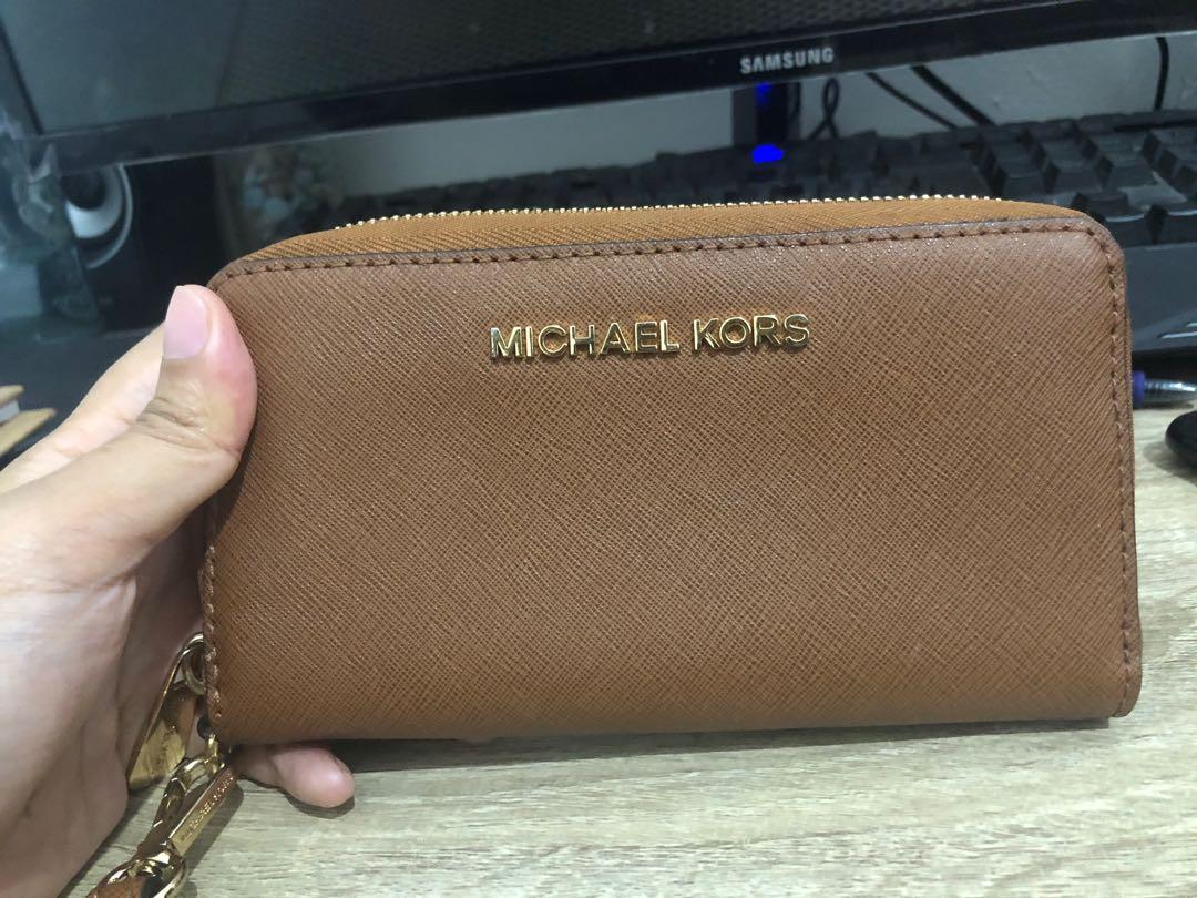 michael kors wallet long