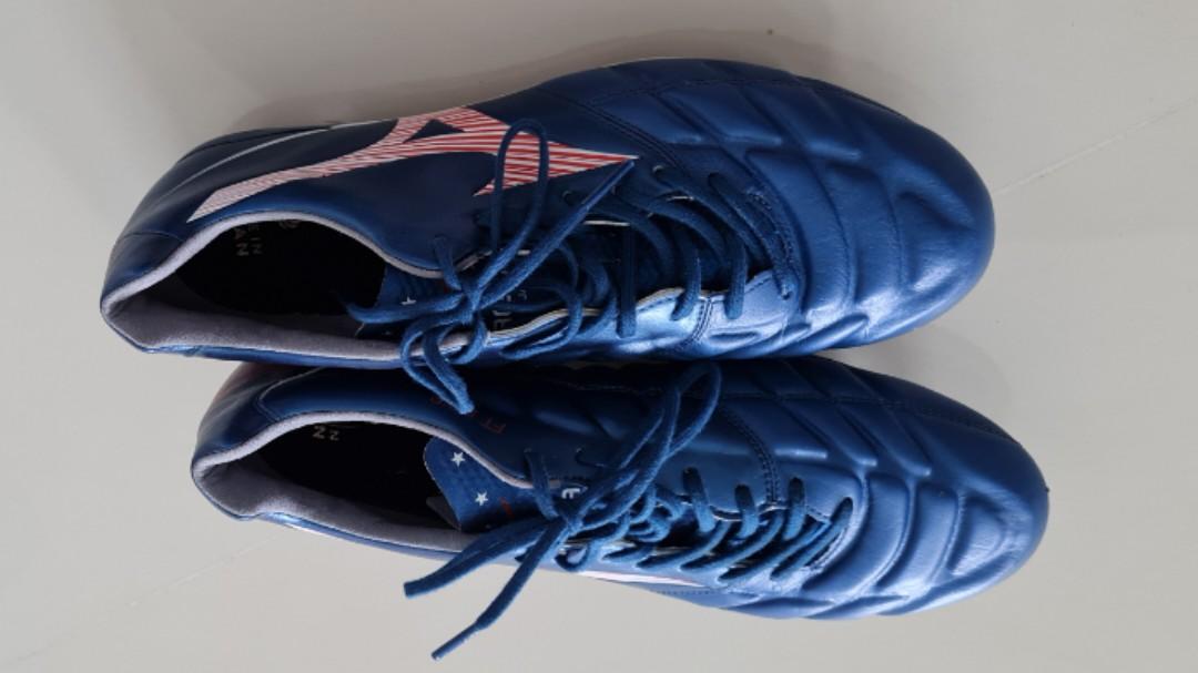 Mizuno Football Boots Made in Japan, Men's Fashion, Footwear, Boots on