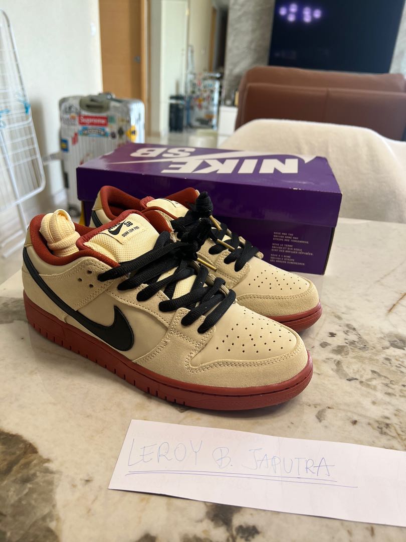 sb dunk hennessy