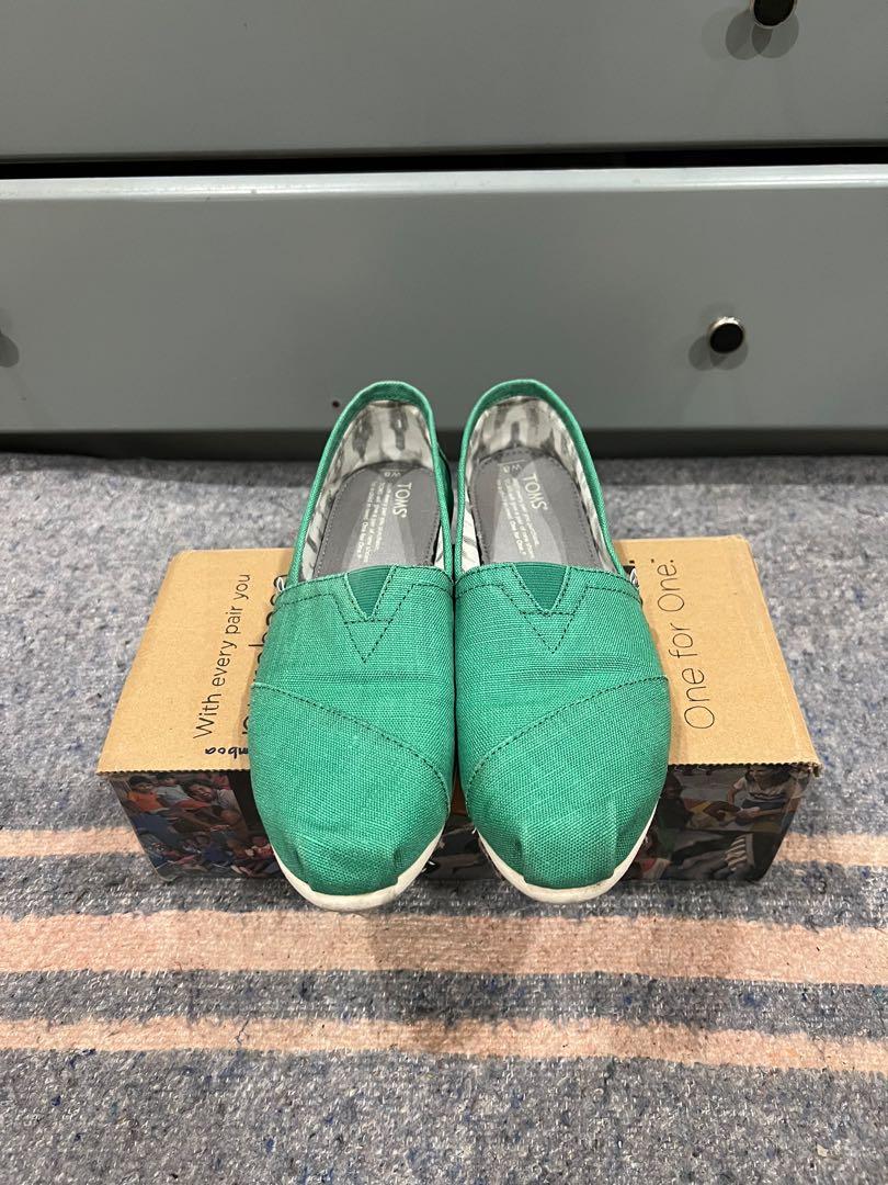 Toms size sale w8