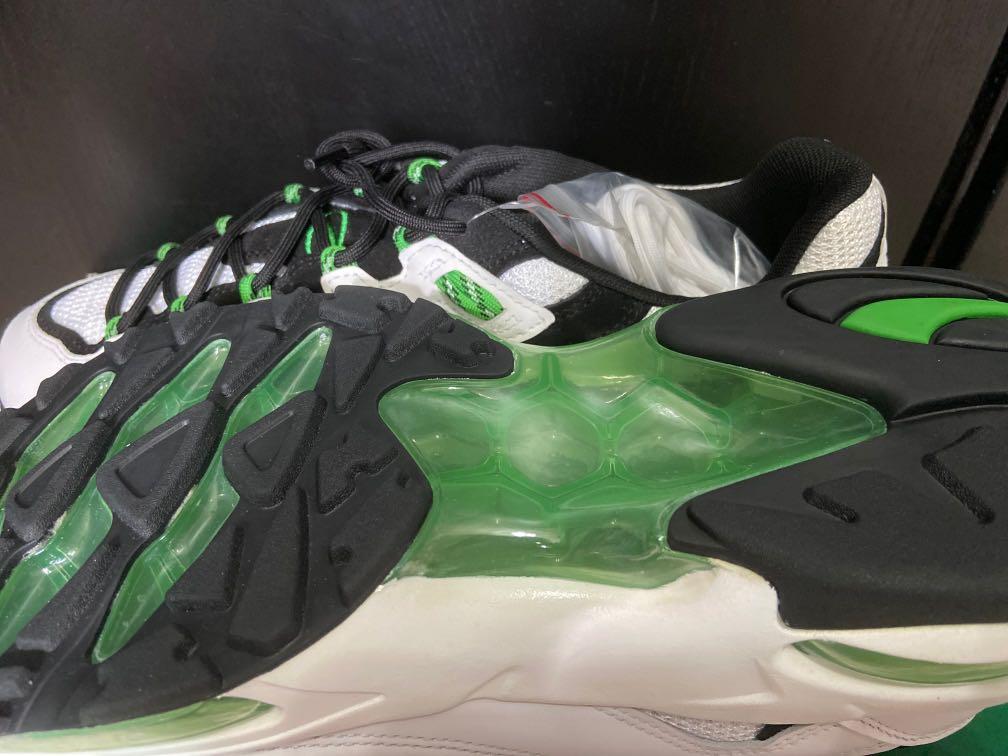 Cell discount endura sneakers