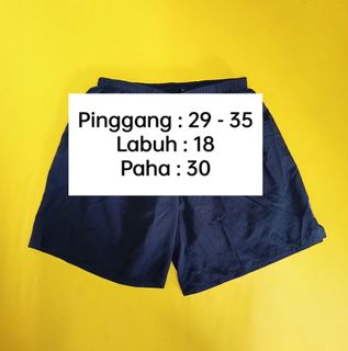 (Category: ) located in . Submitted by pokmudo_sportpants (Listing ID 1171477385, Image 1). Description: .