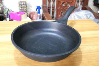 SALE! 22cm / 24cm Non Stick Frying Pan Ceramic Black Pan 7cm deep Induction Ready Bottom