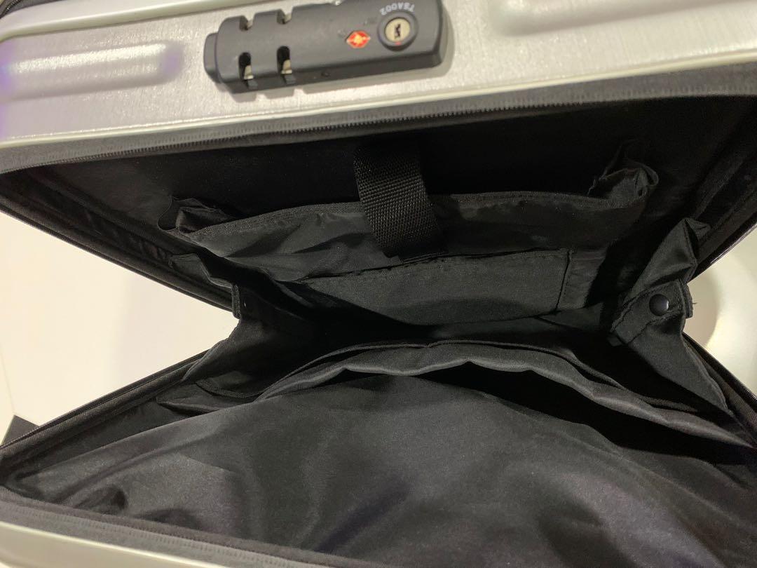 Samsonite Inova 20 inch spinner ( Silver), TV & Home Appliances, Other