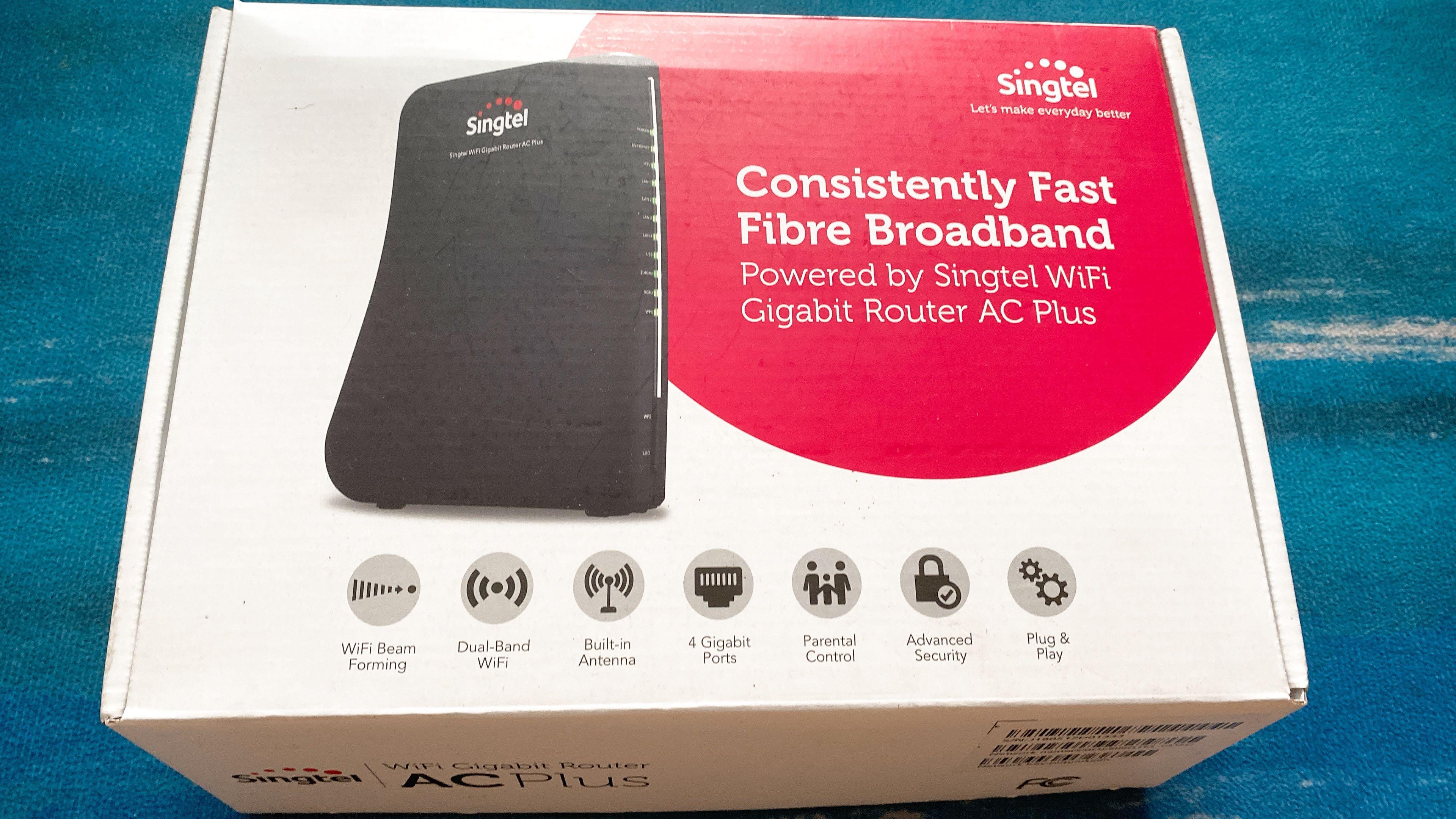 SingTel Wifi Gigabit Router AC Plus, Computers & Tech, Parts ...