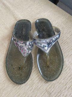 Skechers Cali sandals / slipper size 9