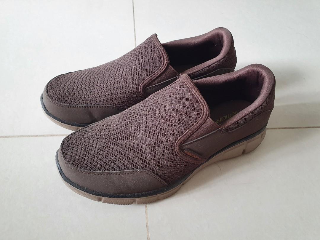 mens skechers size 7.5