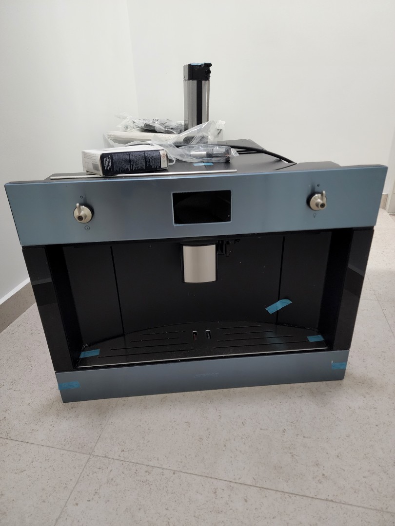 SMEG Builtin Espresso Coffee Machine, TV & Home Appliances, Kitchen