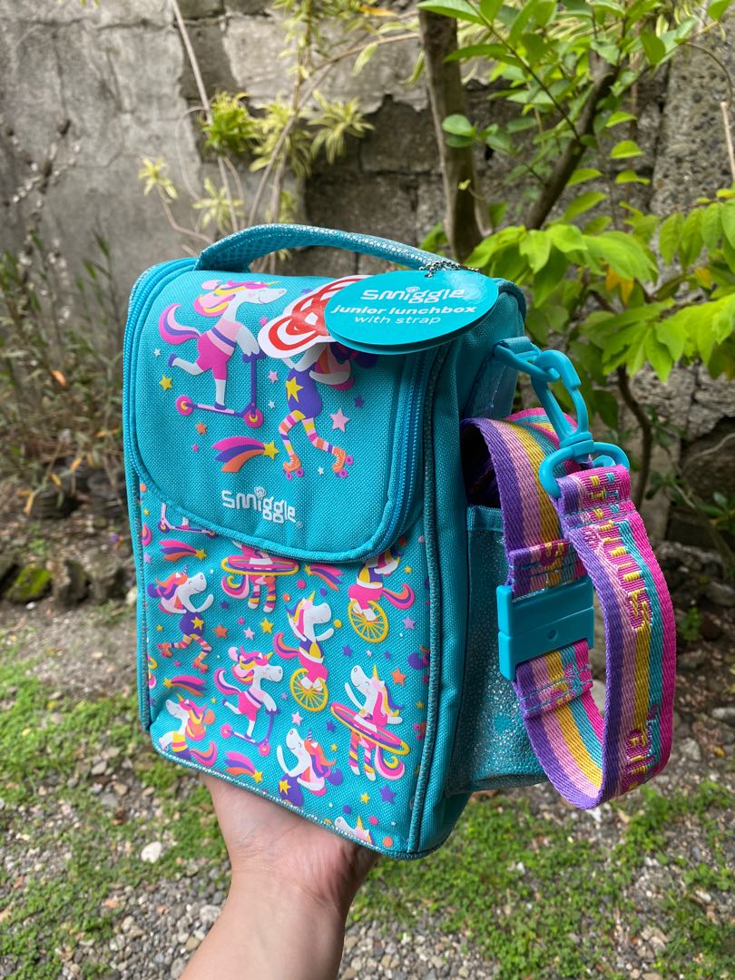 Smiggle lunch bag with strap store
