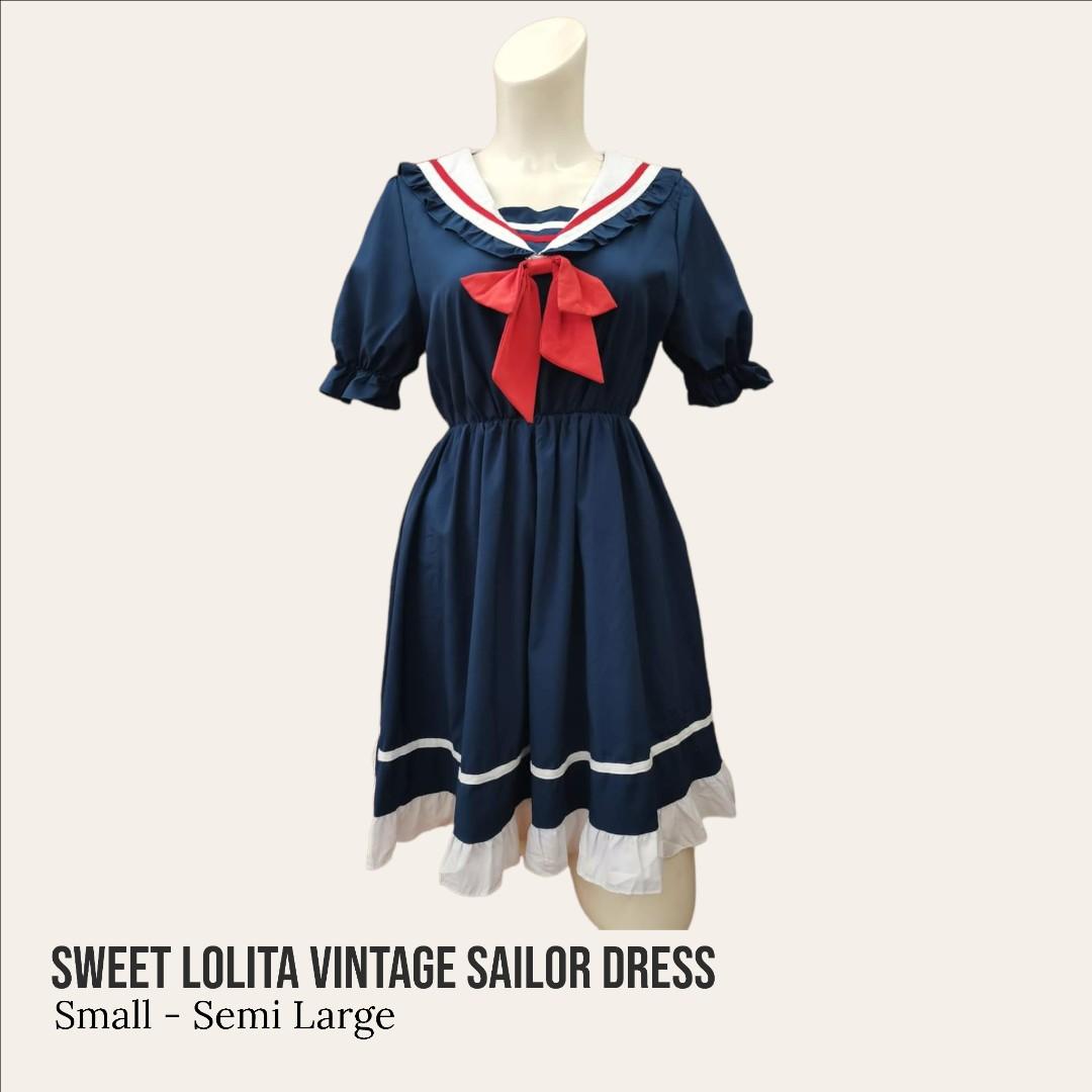 Vintage shop sailor dresses