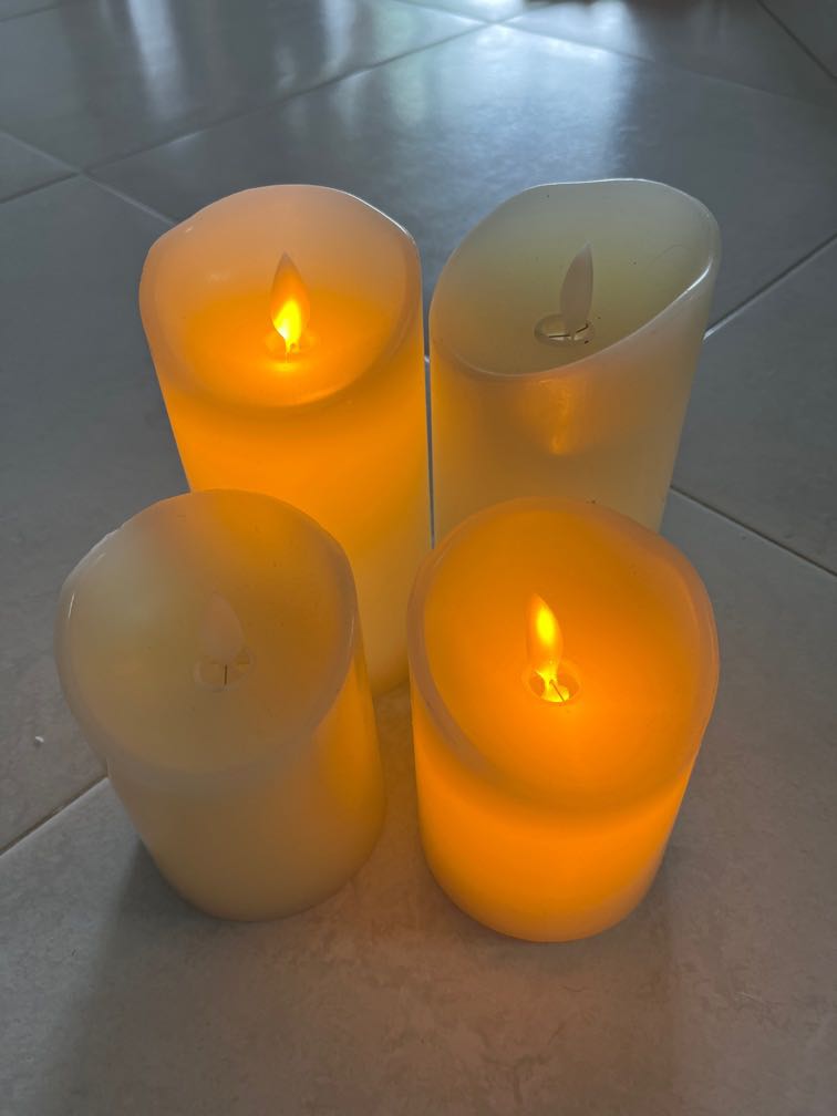 Table decorations. Fake candles /table top standee, Furniture & Home