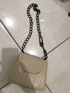 tas coklat mini