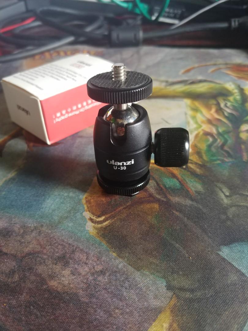 Tripod mini ball head / mount - Ulanzi U-30 (Category: Camera Bags & Carriers) located in Quezon City. Submitted by ryquito (Listing ID 1171466344, Image 2). Description: Never used, Buyer shoulders shipping. Bought at Henry's..