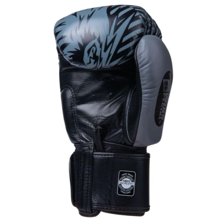 Twins Signature Wolf Boxing Muay Thai Gloves, Sports Equipment, Other