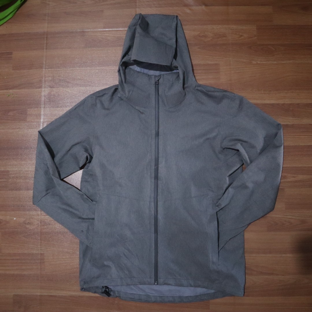 Jaket top uniqlo blocktech