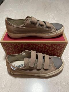 Vans Style 23  Velcro Canvas Walnut  US 8.5