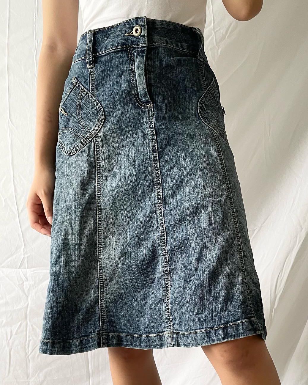 vintage denim midi skirt, Women's Fashion, Bottoms, Skirts on Carousell