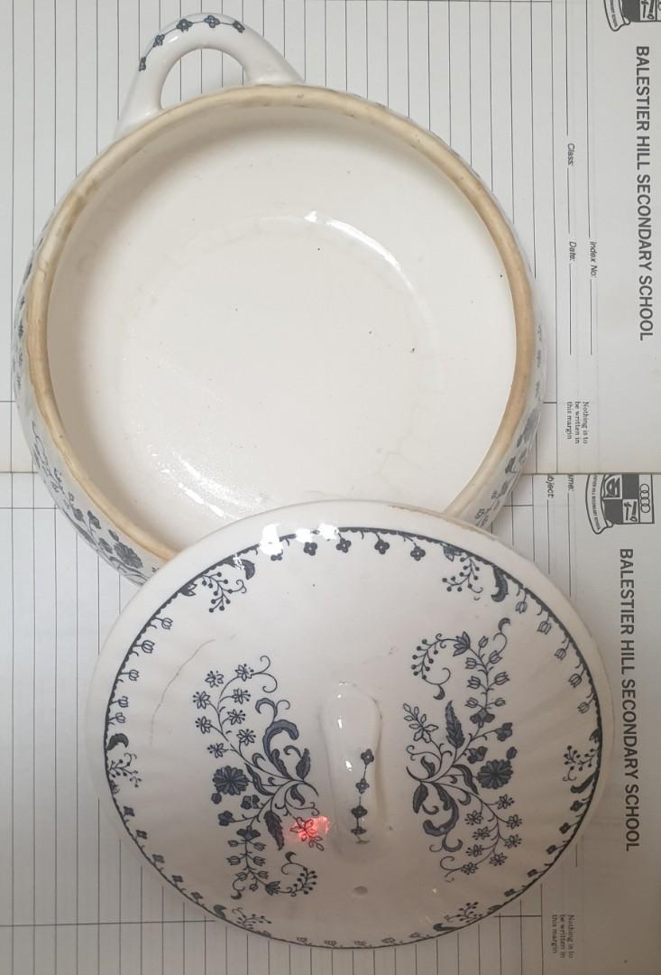 Vintage soup pot, Furniture & Home Living, Kitchenware & Tableware