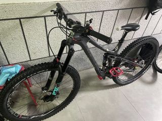 （分類：）位於 。 由 l_c_y. 提交（商品編號 1175984088，圖片 1）。簡介： 。