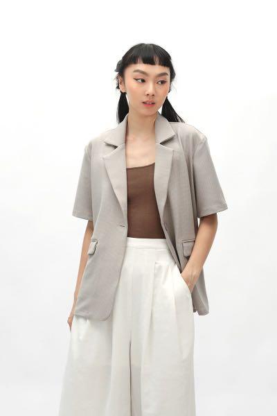 AFA Tatum Checkered Short Sleeve Blazer in Shell, Women's Fashion
