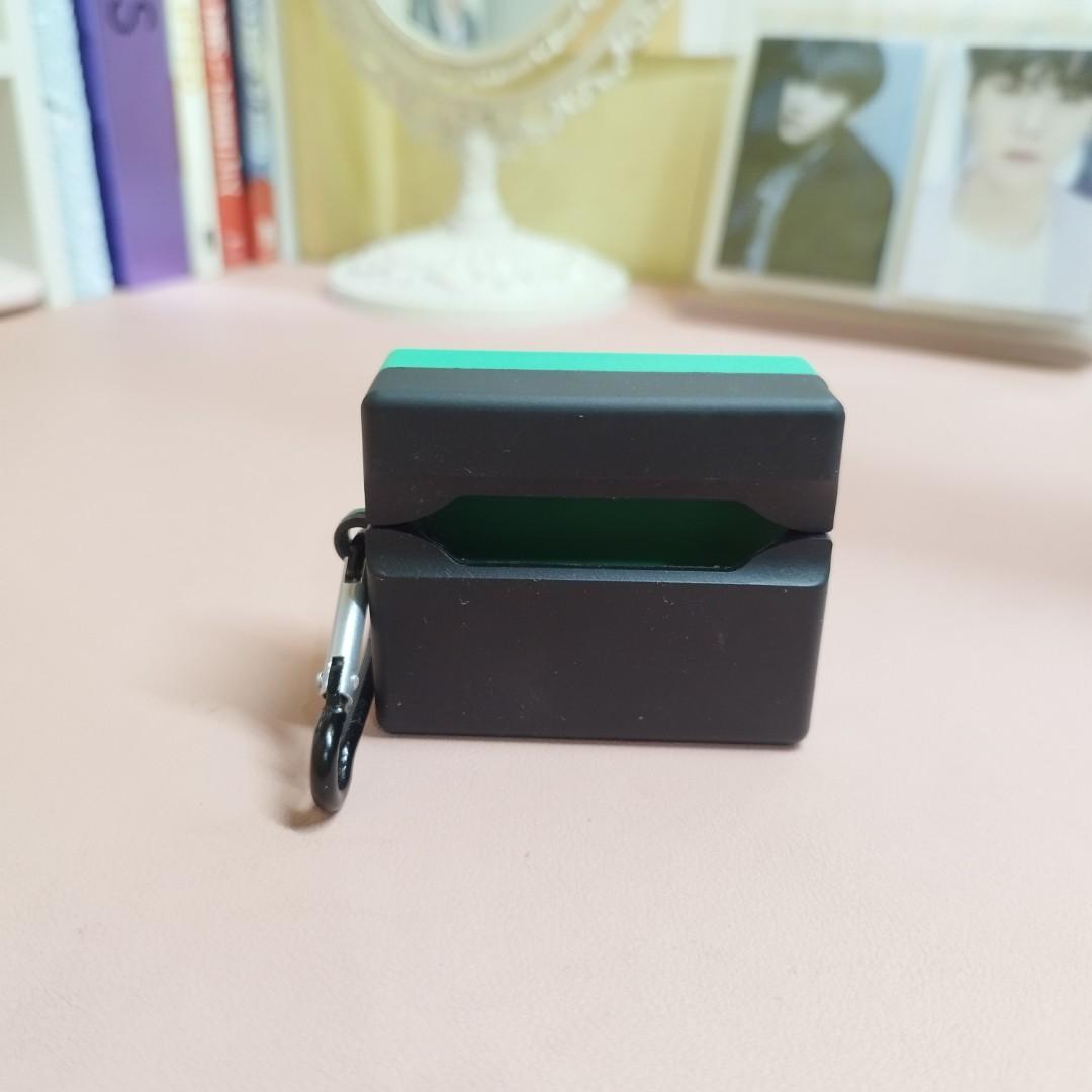 Air Pods pro case (Category: Earphones) located in Las Pinas. Submitted by min_yanna (Listing ID 1175923177, Image 2). Description: Posted price is LAST PRICE already. ✌️😅😁🙏 Vv good quality. Much pricier in online stores. RFS: I waaay too much stuff and I need funds. 😅 MOP: Gcash MOD: SDD/GGX.