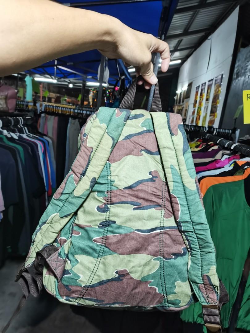 Authentic Ralph Lauren Camo Patches Backpack, Men's Fashion, Bags,  Backpacks on Carousell