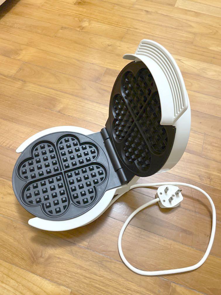 Black & Decker Waffle Maker, TV & Home Appliances, Kitchen Appliances