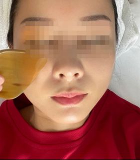 (Category: ) located in . Submitted by BLOSSOMSkinBeauty (Listing ID 1171145146, Image 1). Description: .